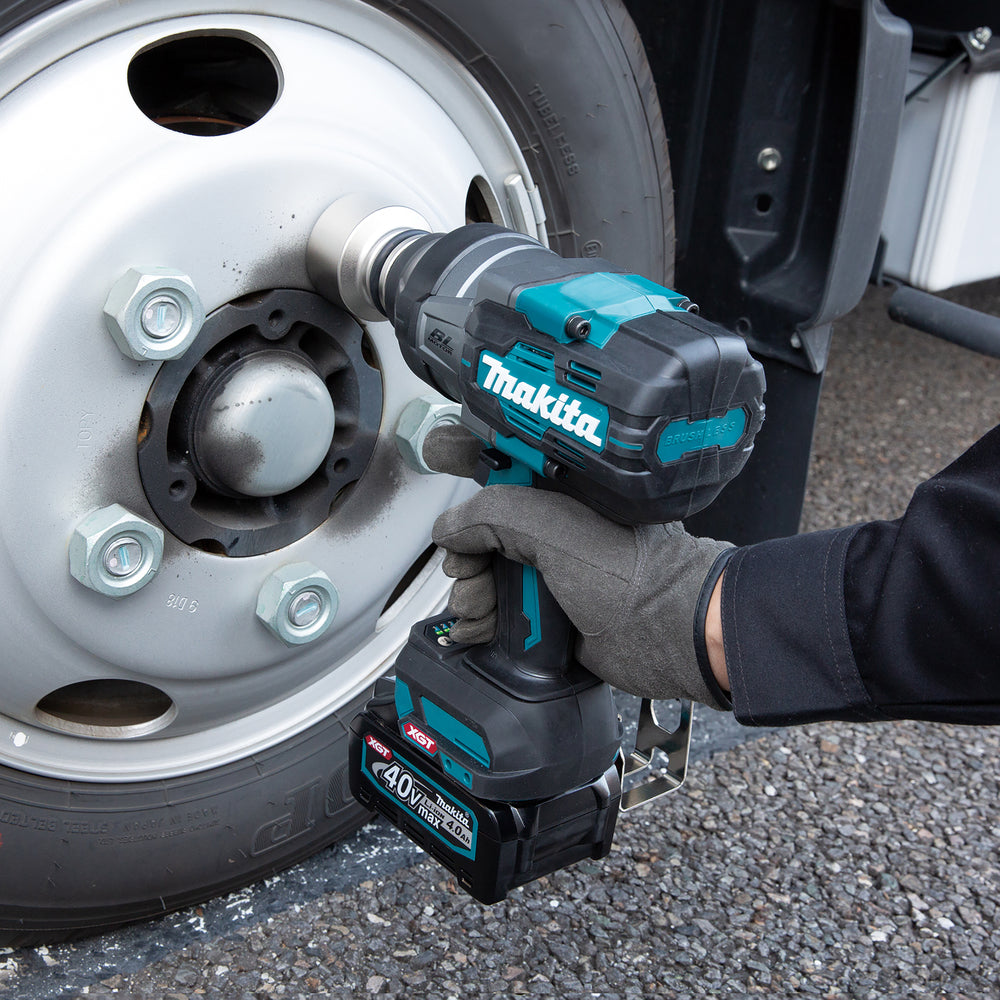 Makita TW001GZ01 40V XGT Impact Wrench with Makpac Case